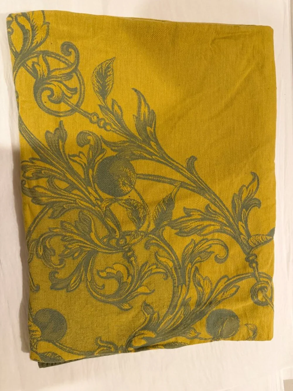 Sage Green and Mustard 86'X64